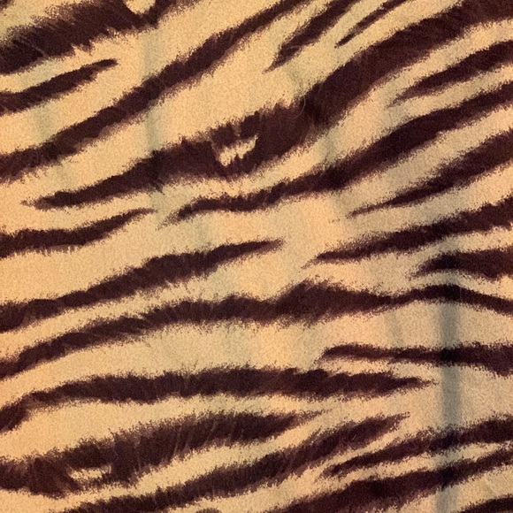 Jones New York Animal print skirt - Picture 3 of 5